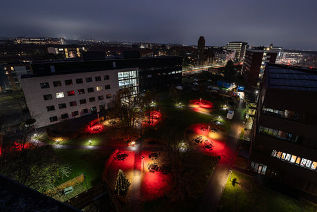Stemningsfuld og levende lysløsning for Københavns Universitet