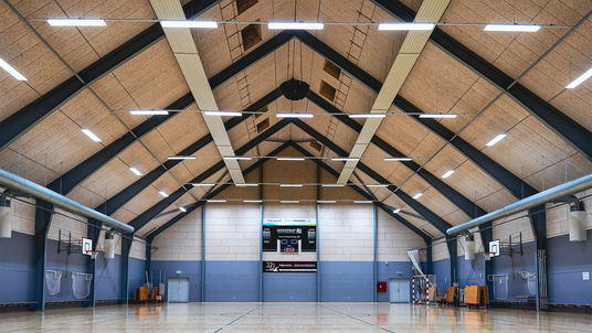 Sportsfaciliteter indendørs